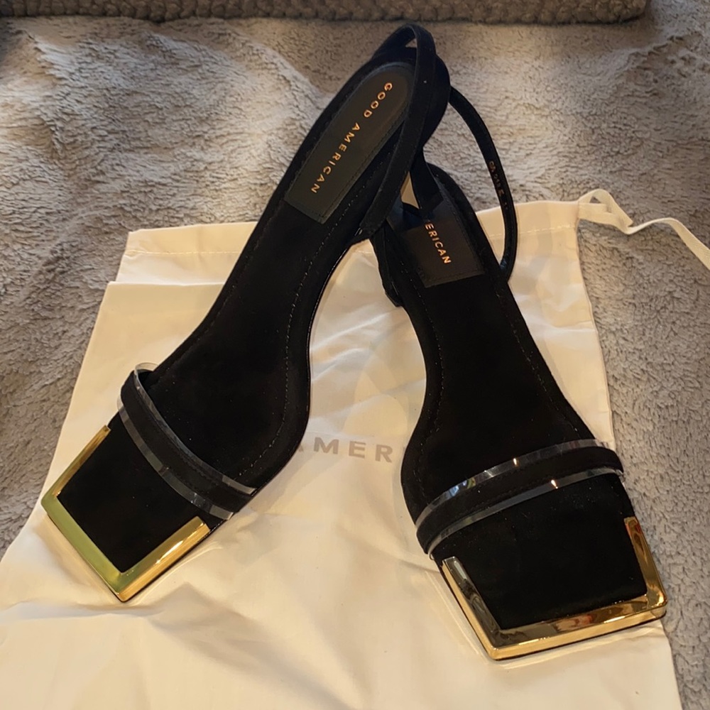 Good American The Standout Square Toe Sandal
